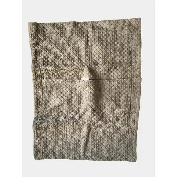 New Restoration Hardware Matelassé Diamond Standard Pillow Sham 20"x26" Grey - Picture 6 of 8